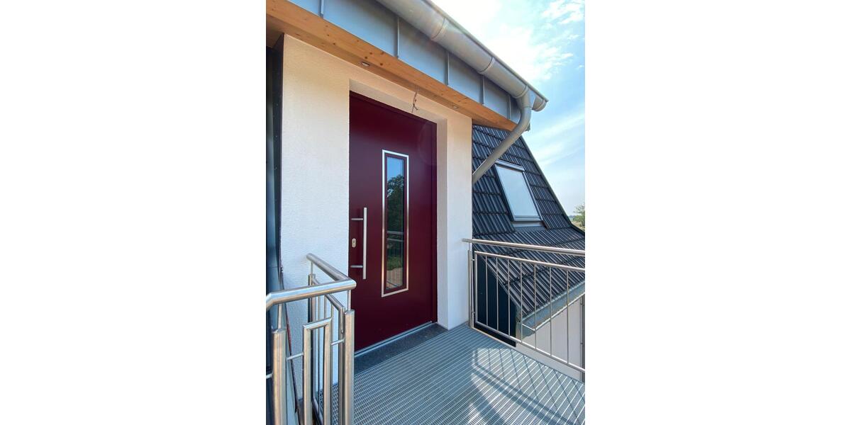 Dachgeschoßwohnung Wesel Bislich - 3 Zimmer, 85 m&sup2;, 900&euro; | Angebot:25967643