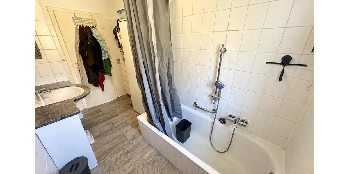 Dachgeschoßwohnung Nauort - 3 Zimmer, 80 m&sup2;, 520&euro; | Angebot:25985996