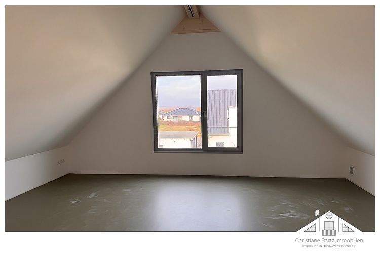 Doppelhaushälfte Wismar Wendorf - 5 Zimmer, 160 m&sup2;, 2.150&euro; | Angebot:25660957