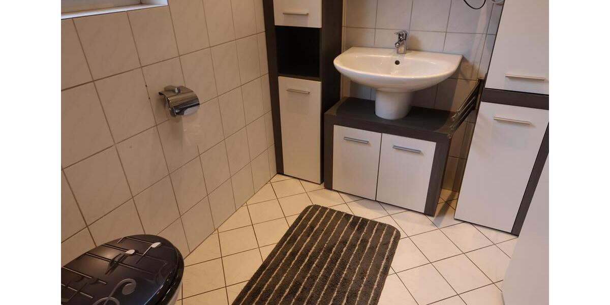 Erdgeschoßwohnung Ibbenbüren - 3 Zimmer, 120 m&sup2;, 960&euro; | Angebot:25750100