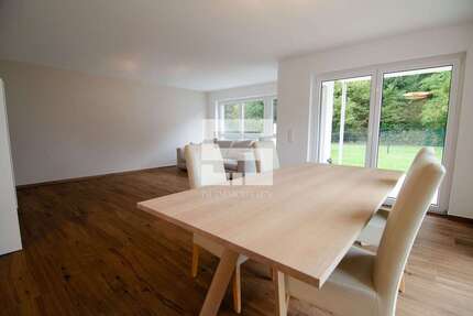 Wohnung zum Mieten in Waldbrunn-Brunnthal 2.360 € 125.5 m² 4 zimmer