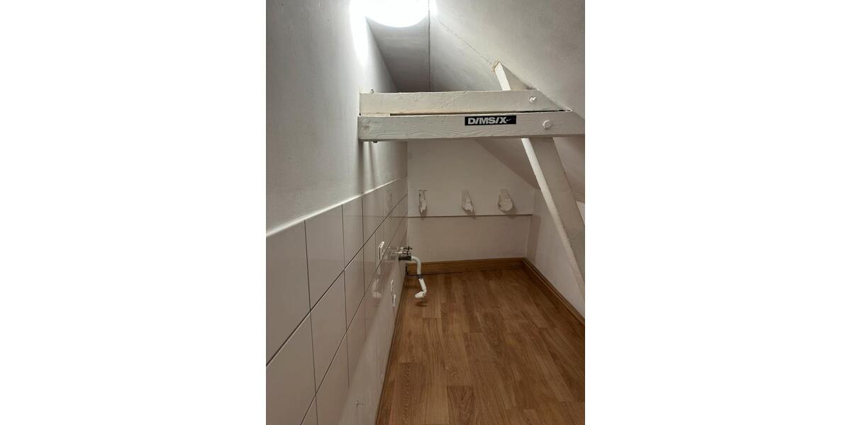 Dachgeschoßwohnung Viersen Sittard - 2 Zimmer, 55 m&sup2;, 600&euro; | Angebot:25138302
