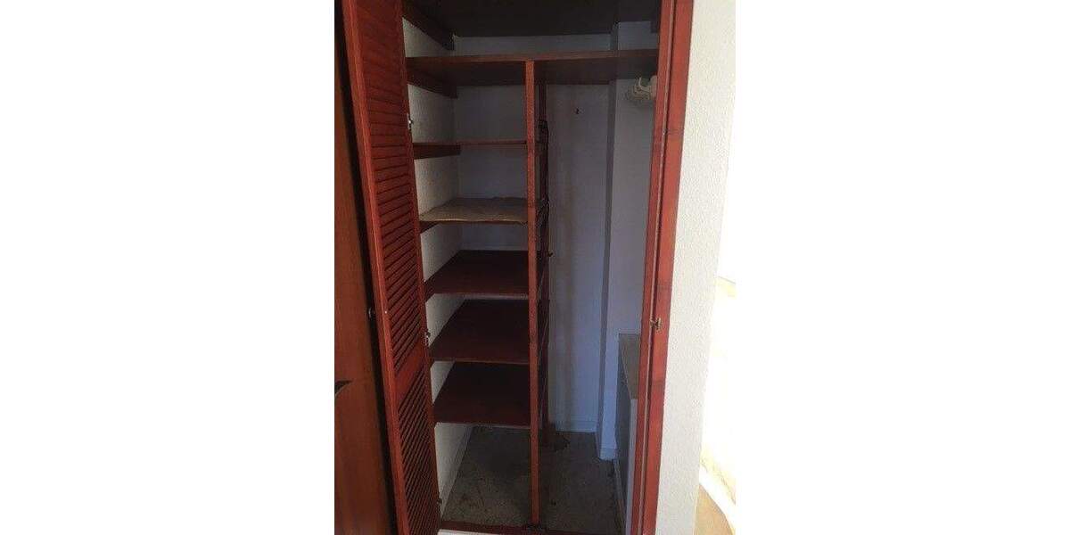 Renovierte 2-Raumwohnung mit Balkon und Einbauküche in Eisenberg 2 zimmer