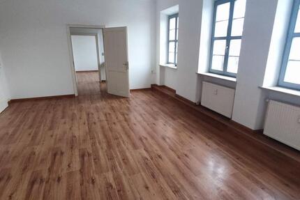 Wohnung Wermsdorf - 3 Zimmer, 83 m&sup2;, 550&euro; | Angebot:26058020
