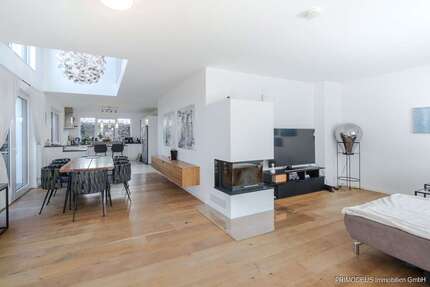 Haus zum Mieten in Frankfurt 5.440 € 222.33 m²