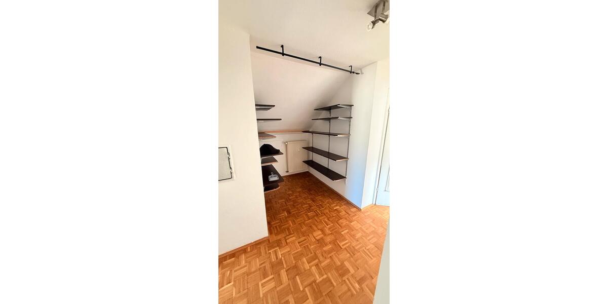 Wohnen auf Zeit Tuttlingen - 3 Zimmer, 75 m&sup2;, 450&euro; | Angebot:25873321
