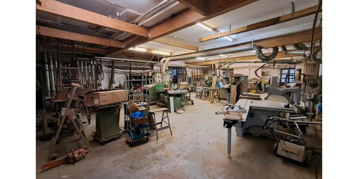 Werkstatt Lagerhall zu vermieten 190m2 zimmer