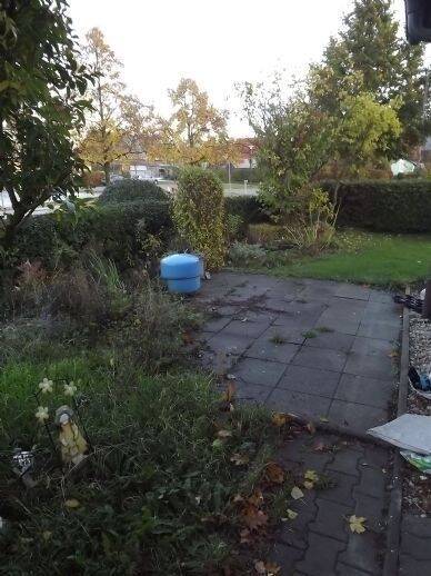 Gut geschnittenes 2 Zimmer-Apartment mit Einbauküche und Wannenbad, in ruhiger Lage von Wiesenbronn. Nur 10 Min. nach Kitzingen... 2 zimmer