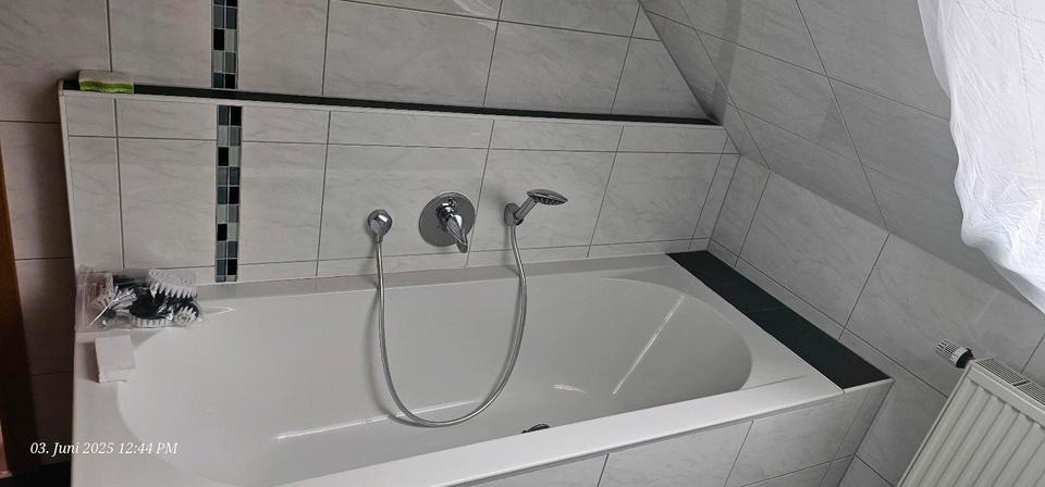 Dachgeschoßwohnung Cadolzburg - 2 Zimmer, 77 m&sup2;, 930&euro; | Angebot:26567487