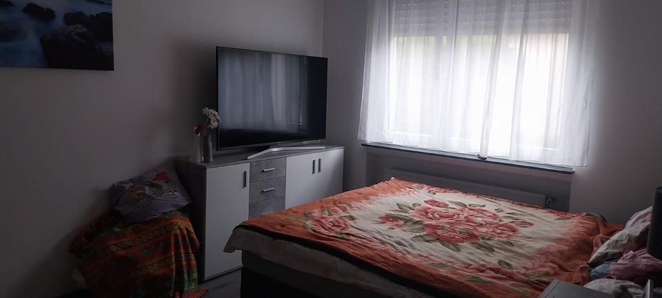 Etagenwohnung Petersberg - 4 Zimmer, 91 m&sup2;, 800&euro; | Angebot:26547070