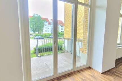 Wohnung zum Mieten in Magdeburg 358 € 45.99 m² 1 zimmer