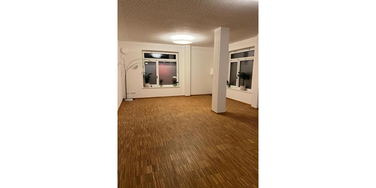 Gewerbeobjekt Kirchheim bei München - 20&euro; | Angebot:24812183