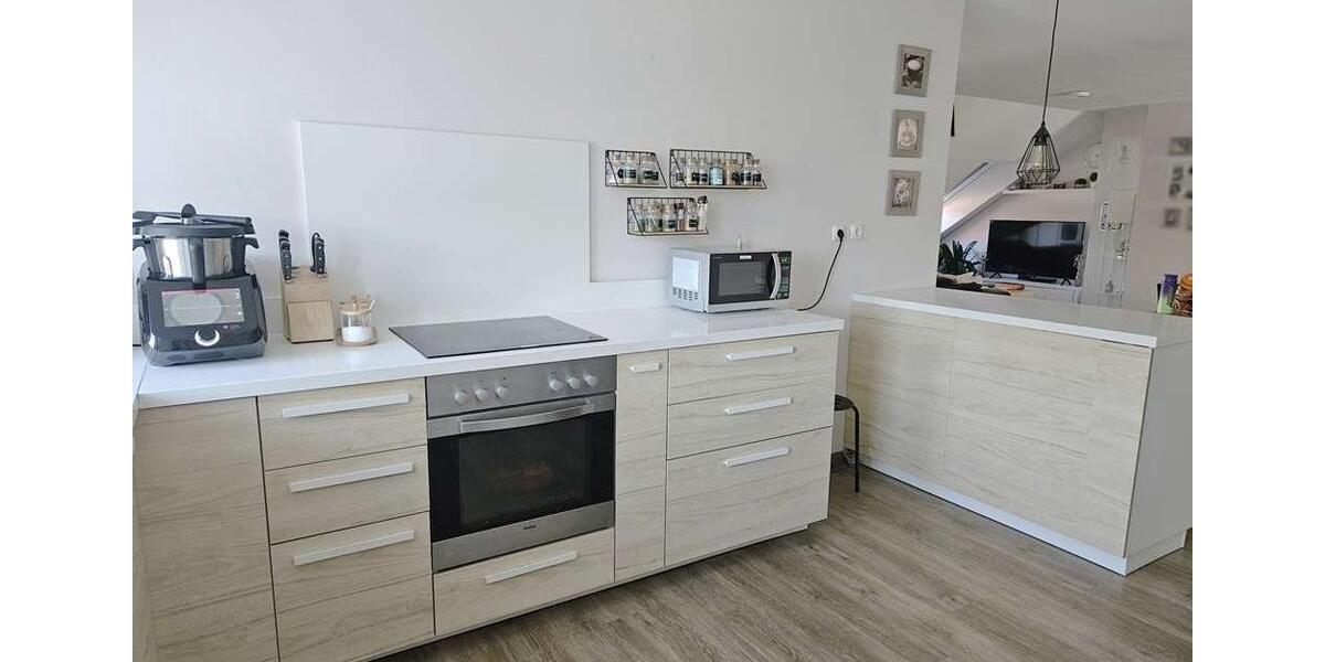Etagenwohnung Uetze - 4 Zimmer, 153 m&sup2;, 1.125&euro; | Angebot:26278976
