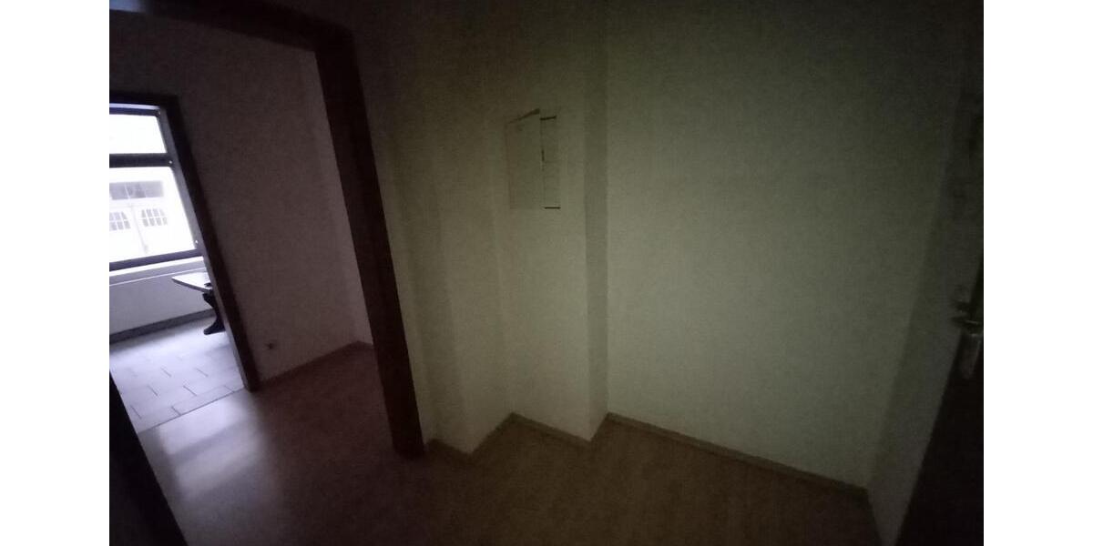 Erdgeschoßwohnung Werdau - 1 Zimmer, 36 m&sup2;, 190&euro; | Angebot:25855313