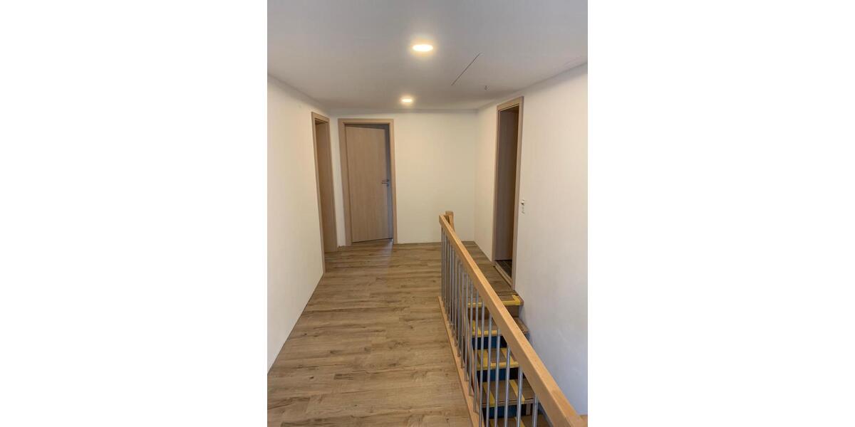 Doppelhaushälfte Kirchheim In Schwaben - 3.5 Zimmer, 134 m&sup2;, 940&euro; | Angebot:26043429