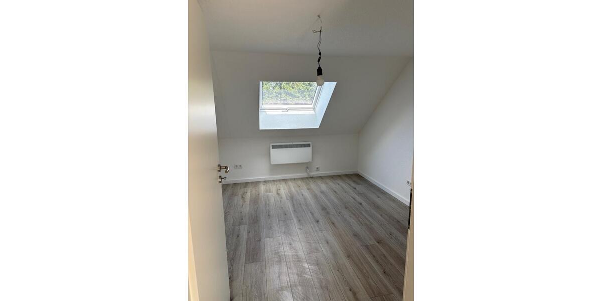 Erstbezug nach Sanierung! 2-Zi.-Wohnung in begehrter Uni Lage! 2 zimmer