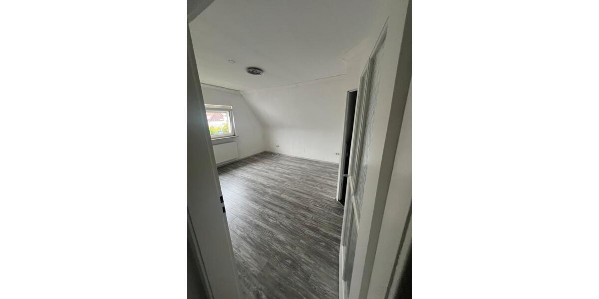 Haus zu Vermieten 3 ZKB Zentral LU ab Sofort zu Vermieten 3 zimmer