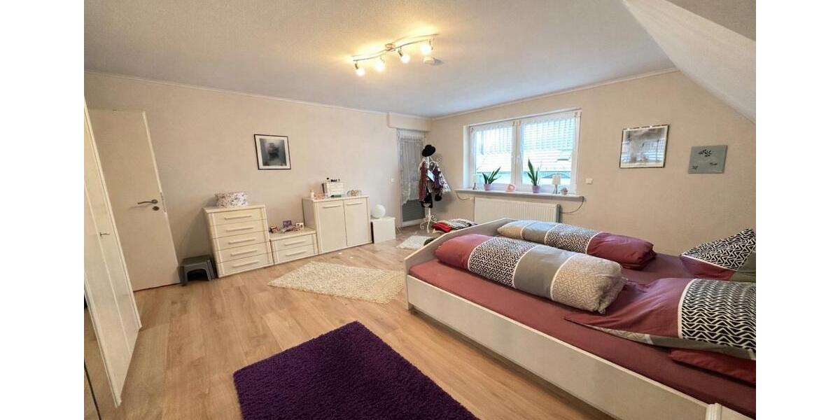 Etagenwohnung Sohren - 3 Zimmer, 87 m&sup2;, 780&euro; | Angebot:24716403