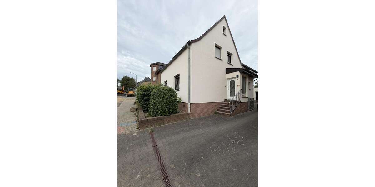 Einfamilienhaus Zülpich-Schwerfen Schwerfen - 7 Zimmer, 168 m&sup2;, 1.200&euro; | Angebot:27031779