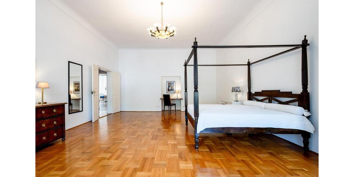 Elegante Altbauwohnung 3 zimmer