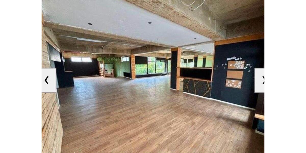 Gewerbeimmobilie Büro Praxis Einzelhandel Dienstleistungen zimmer