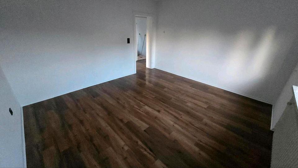 Etagenwohnung Traunreut Irsing - 3 Zimmer, 80 m&sup2;, 1.300&euro; | Angebot:26047297