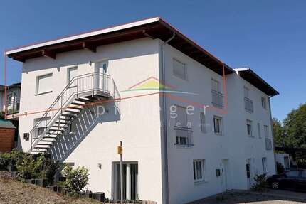 Wohnung Tiefenbach - 3 Zimmer, 90 m&sup2;, 900&euro; | Angebot:26957085