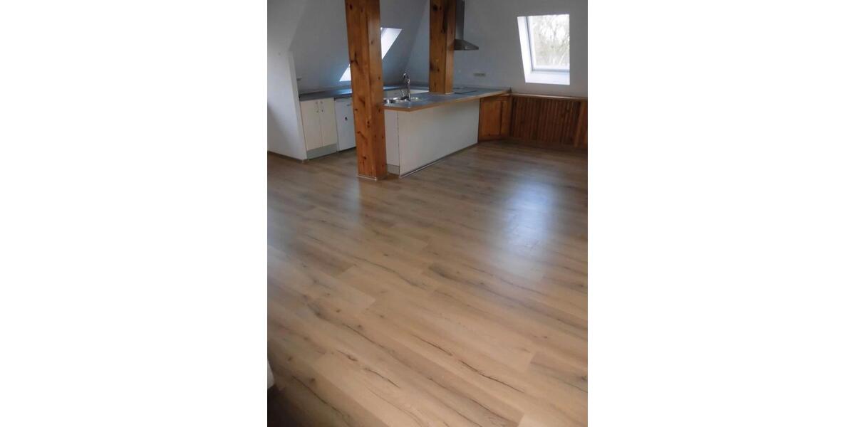 Dachgeschoßwohnung Angermünde - 2 Zimmer, 64 m&sup2;, 512&euro; | Angebot:26648350