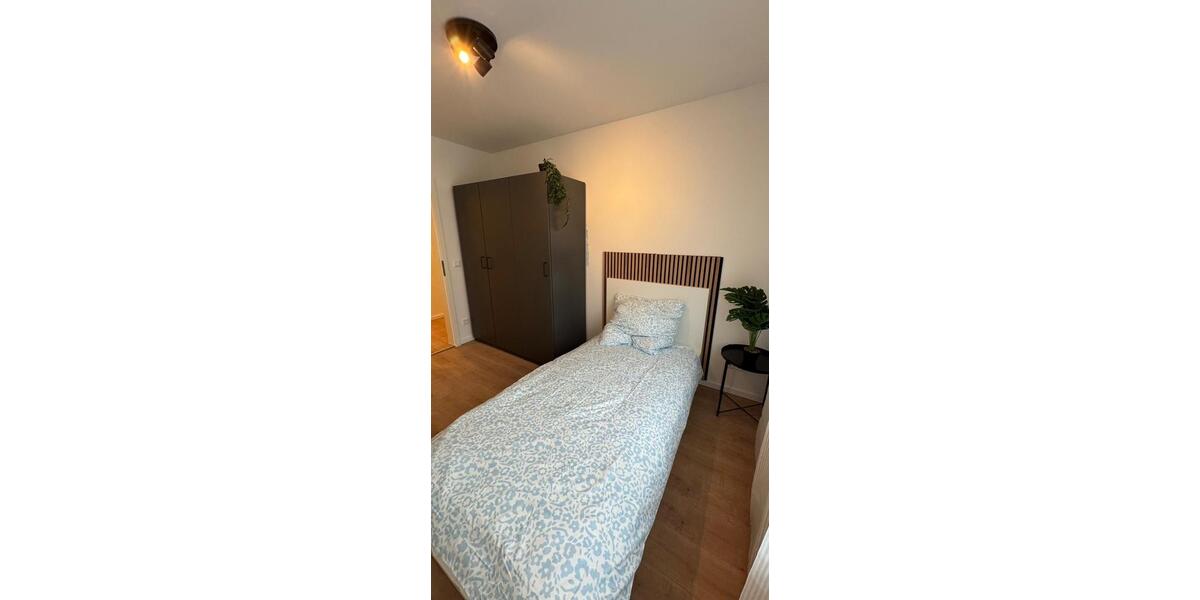 Wohnen auf Zeit Nürnberg Eberhardshof - 10 Zimmer, 81 m&sup2;, 455&euro; | Angebot:24845786