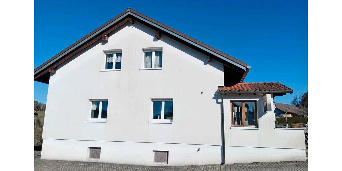 Einfamilienhaus Schluchsee - 6 Zimmer, 170 m&sup2;, 1.600&euro; | Angebot:26690344
