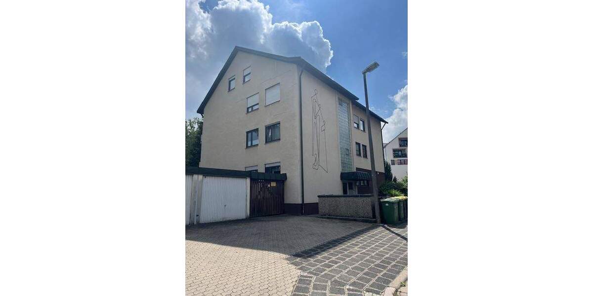 Großzügige 1-ZW im Dachgeschoss = 3.OG in Stein zimmer