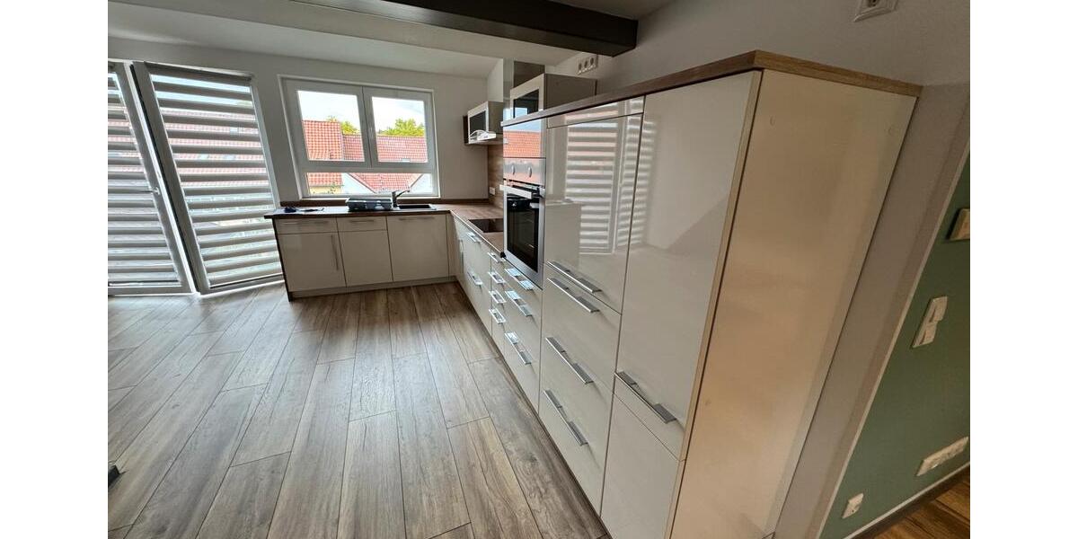 Dachgeschoßwohnung Rudolstadt - 2.5 Zimmer, 70 m&sup2;, 800&euro; | Angebot:25611955