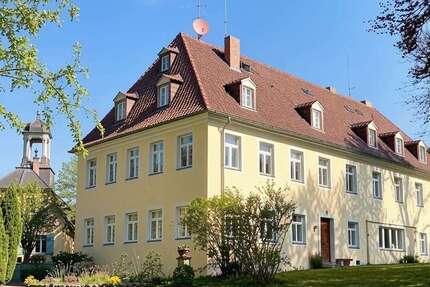 Wohnung Radebeul - 3 Zimmer, 120 m&sup2;, 1.350&euro; | Angebot:27450500