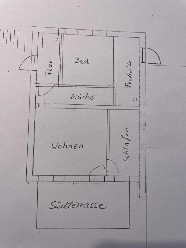 Helle 2 Zimmer Erdgeschoßwohnung mit Südterrasse