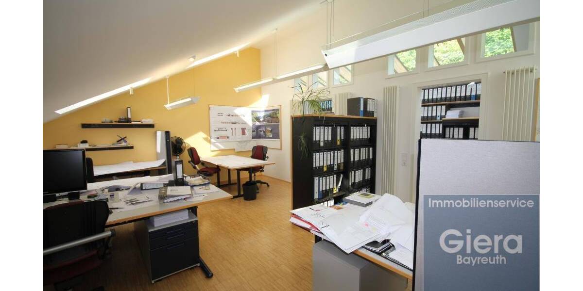 Gewerbeobjekt Warmensteinach - 5 Zimmer, 135 m&sup2;, 945&euro; | Angebot:24024973