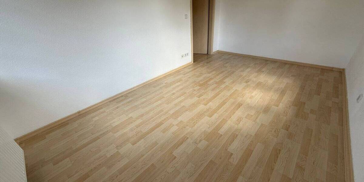 Etagenwohnung Chemnitz Gablenz - 2 Zimmer, 49 m&sup2;, 305&euro; | Angebot:26763886