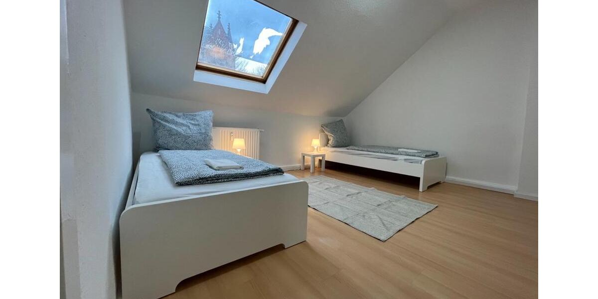 Wohnen auf Zeit Gronau (Westfahlen) - 10 Zimmer, 200 m&sup2;, 15&euro; | Angebot:22558930