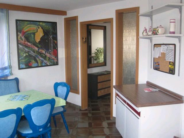 Wohnen auf Zeit Baienfurt - 1 Zimmer, 16 m&sup2;, 355&euro; | Angebot:25893991