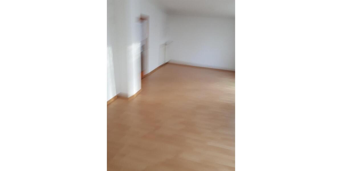 Erdgeschoßwohnung Saarbrücken West - 2 Zimmer, 69 m&sup2;, 550&euro; | Angebot:26519230