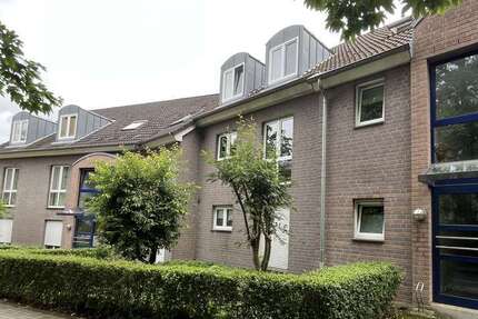 Wohnung zum Mieten in Wermelskirchen 425 € 46.96 m²