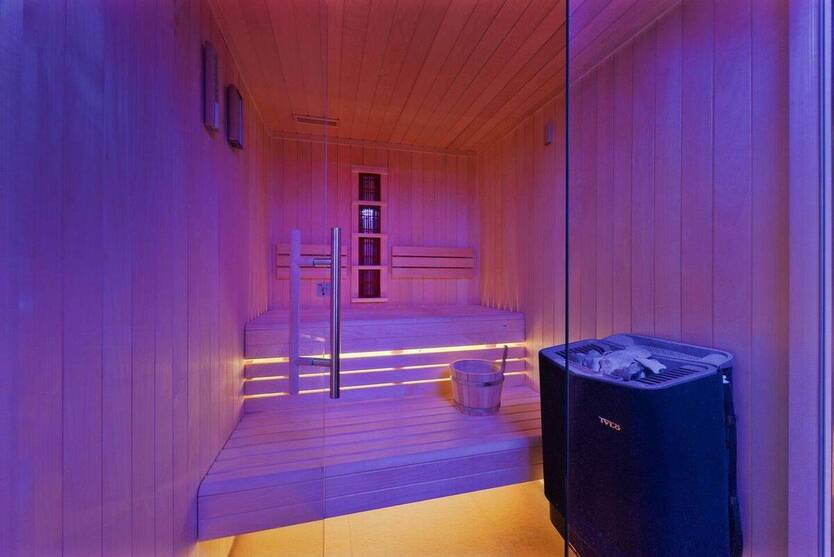 Modernes Reihenhaus mit Sauna & großem Garten in München 8 zimmer