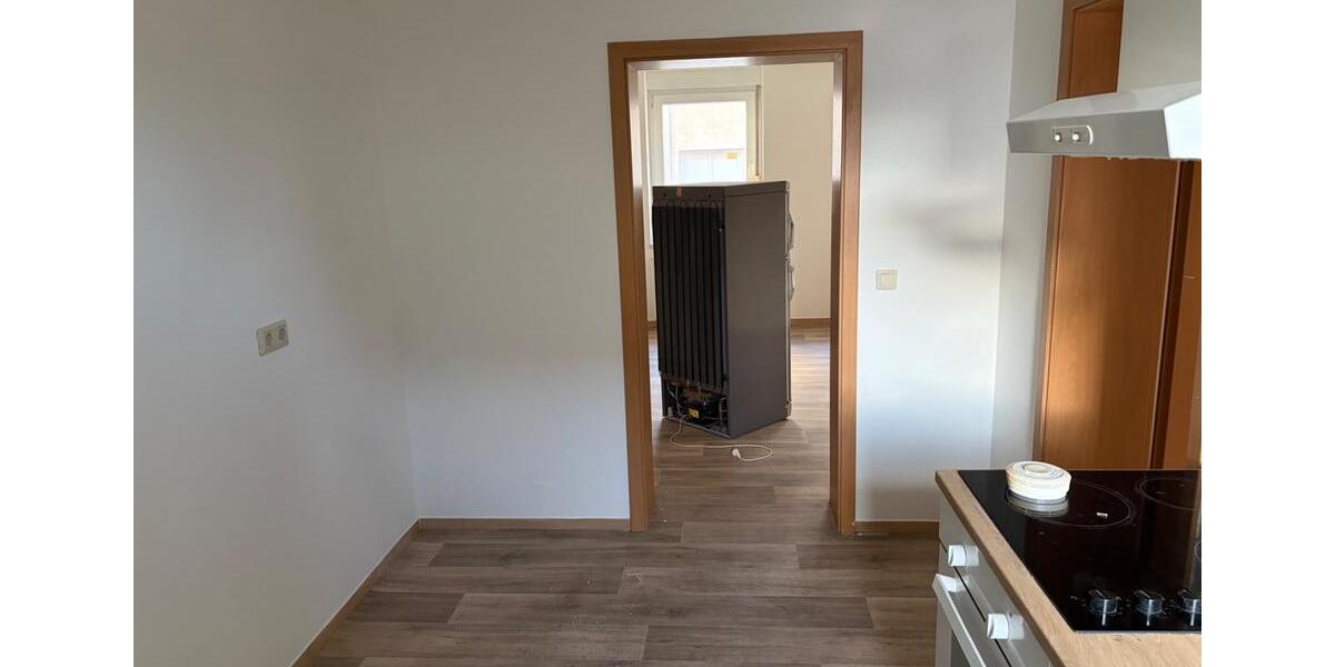 Erdgeschoßwohnung Staßfurt - 1 Zimmer, 35 m&sup2;, 300&euro; | Angebot:23419304