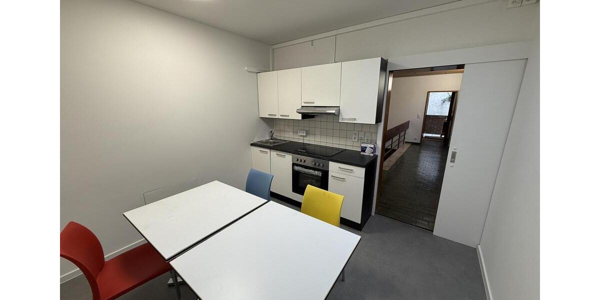 Wohnen auf Zeit Waldshut-Tiengen Tiengen - 1 Zimmer, 225 m&sup2;, 560&euro; | Angebot:22626487