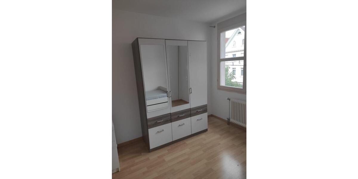 Etagenwohnung Reutlingen - 1 Zimmer, 14 m&sup2;, 410&euro; | Angebot:26099221