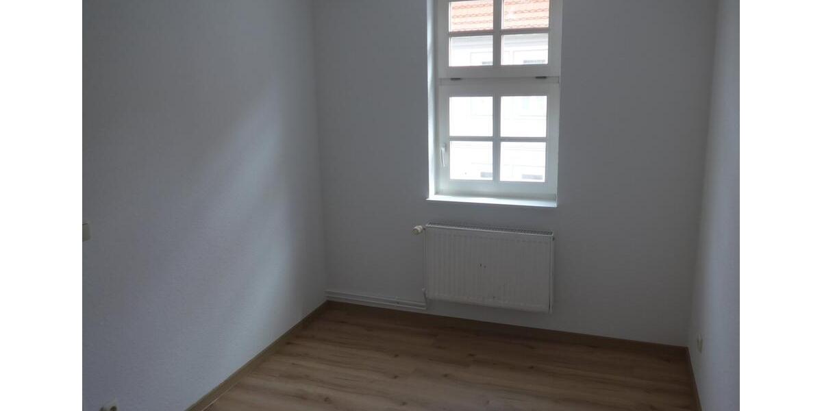 Etagenwohnung Bad Langensalza - 3 Zimmer, 59 m&sup2;, 402&euro; | Angebot:26535271