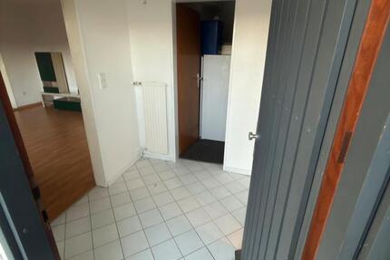 Wohnung zur Nachmiete abzugeben 1 zimmer