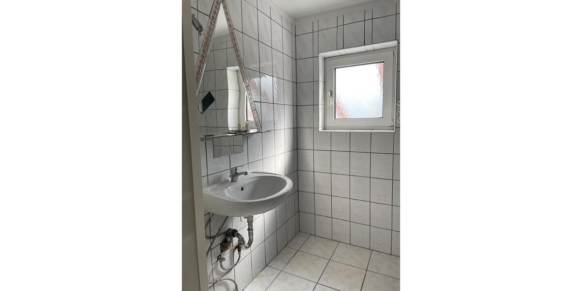 Erdgeschoßwohnung Sontra - 2 Zimmer, 43 m&sup2;, 345&euro; | Angebot:24637060