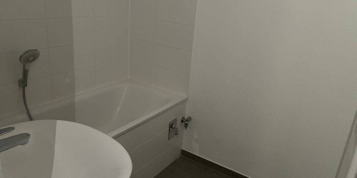 Etagenwohnung Wiesbaden Dotzheim - 3 Zimmer, 80 m&sup2;, 839&euro; | Angebot:26081935