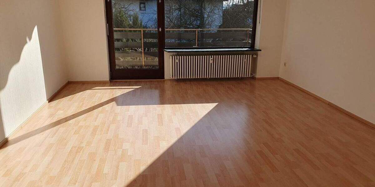 Etagenwohnung Waldkraiburg Hart - 4 Zimmer, 97 m&sup2;, 1.000&euro; | Angebot:24967295