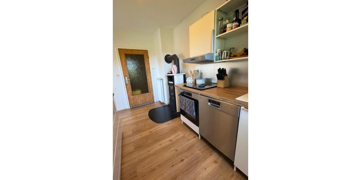 Etagenwohnung Schwalmstadt - 4 Zimmer, 105 m&sup2;, 1.000&euro; | Angebot:26373452
